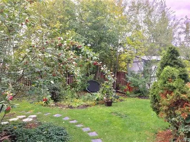 94 Avenue Avenue, #10202