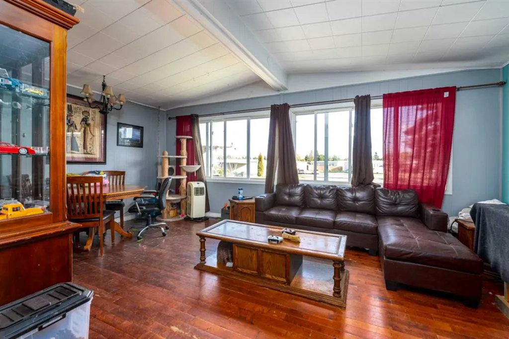 5308 57 Street, #119