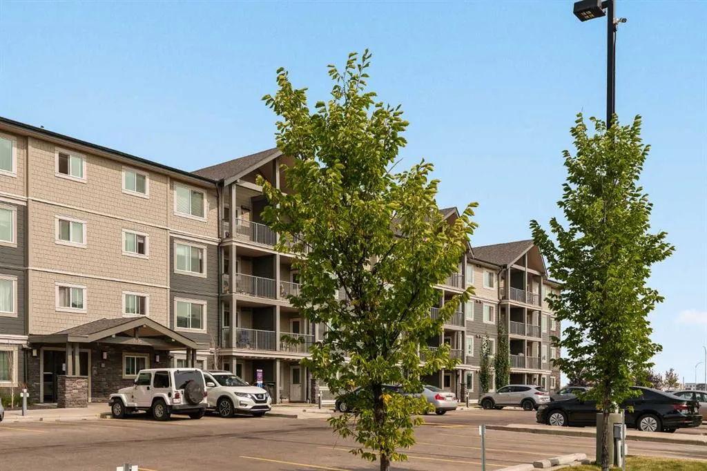 181 Skyview Ranch Manor NE, #3106