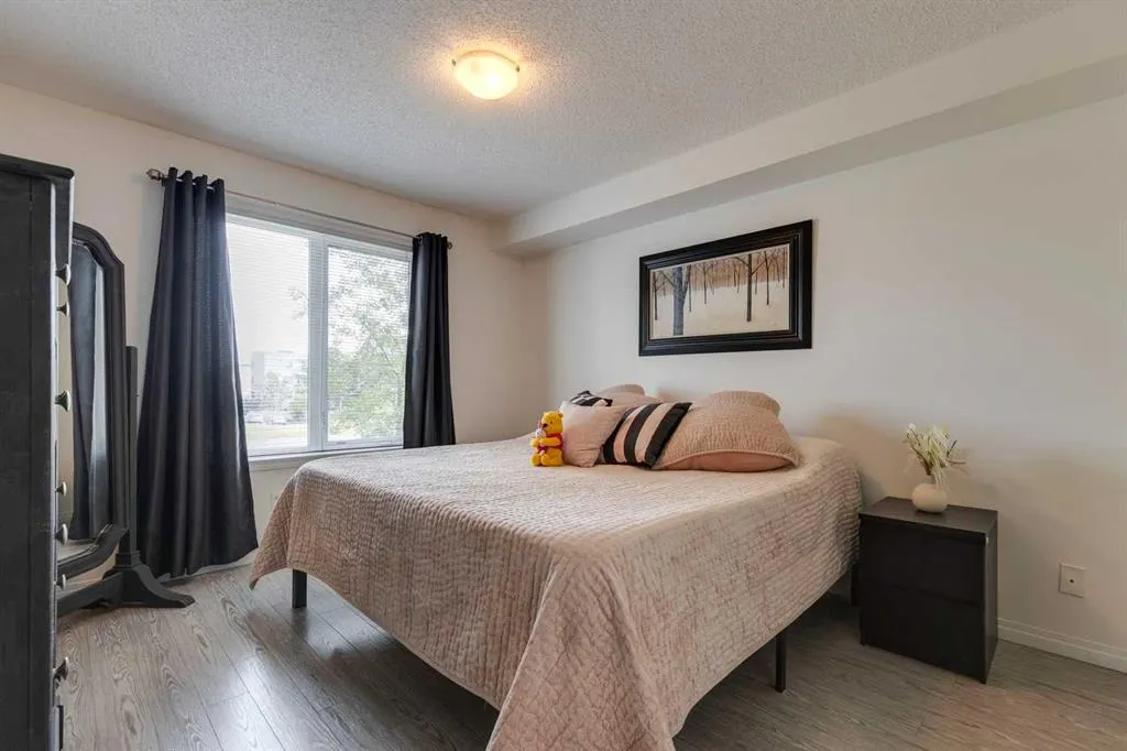 5200 44 Avenue NE, #2112
