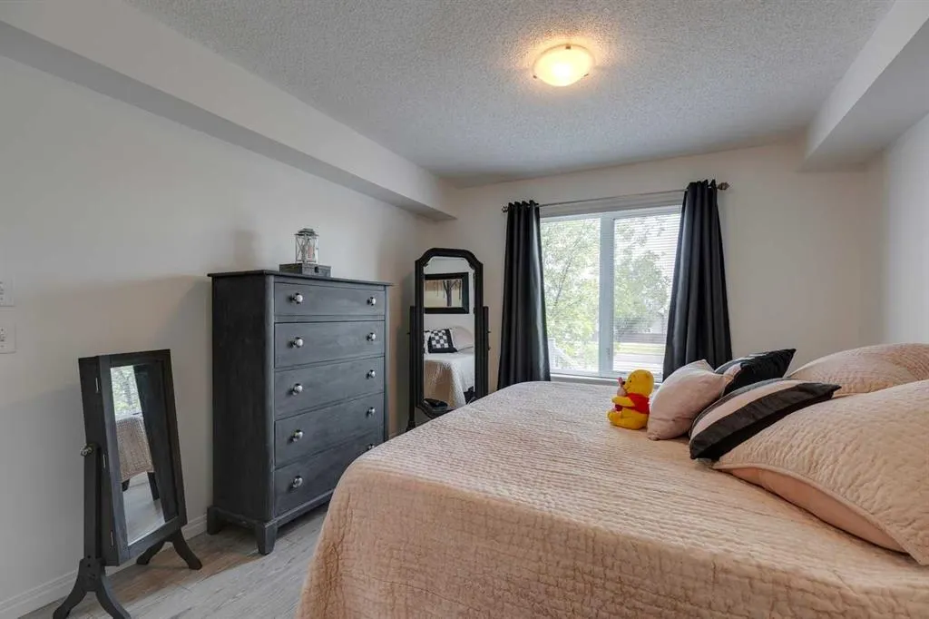 5200 44 Avenue NE, #2112