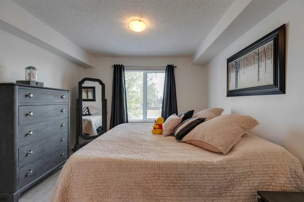 5200 44 Avenue NE, #2112
