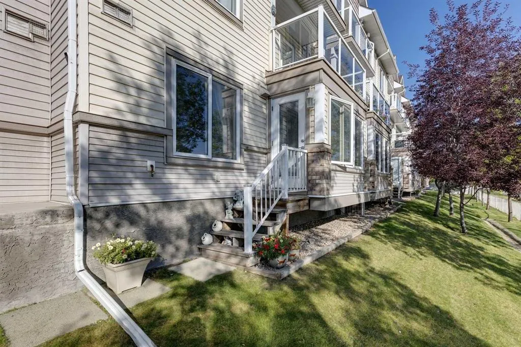 5200 44 Avenue NE, #2112