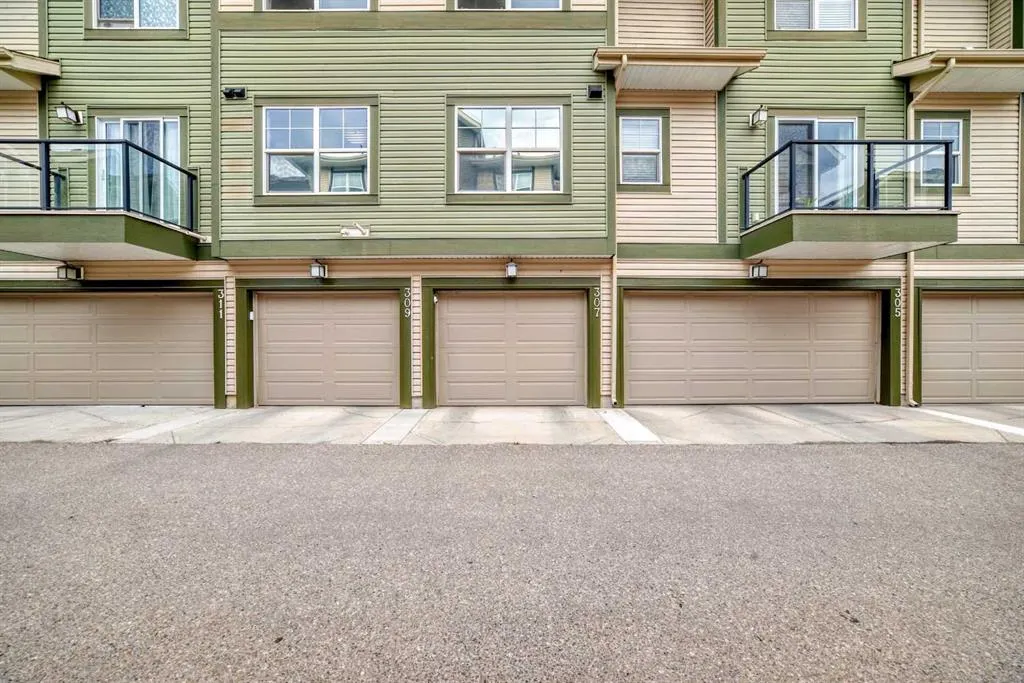 307 Mckenzie Towne Square SE