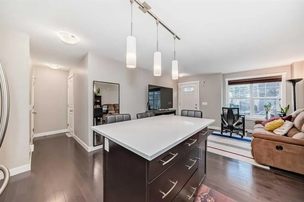 307 Mckenzie Towne Square SE