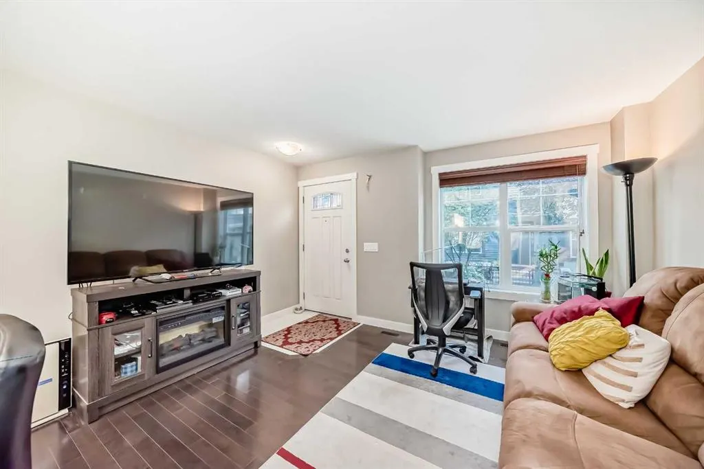 307 Mckenzie Towne Square SE