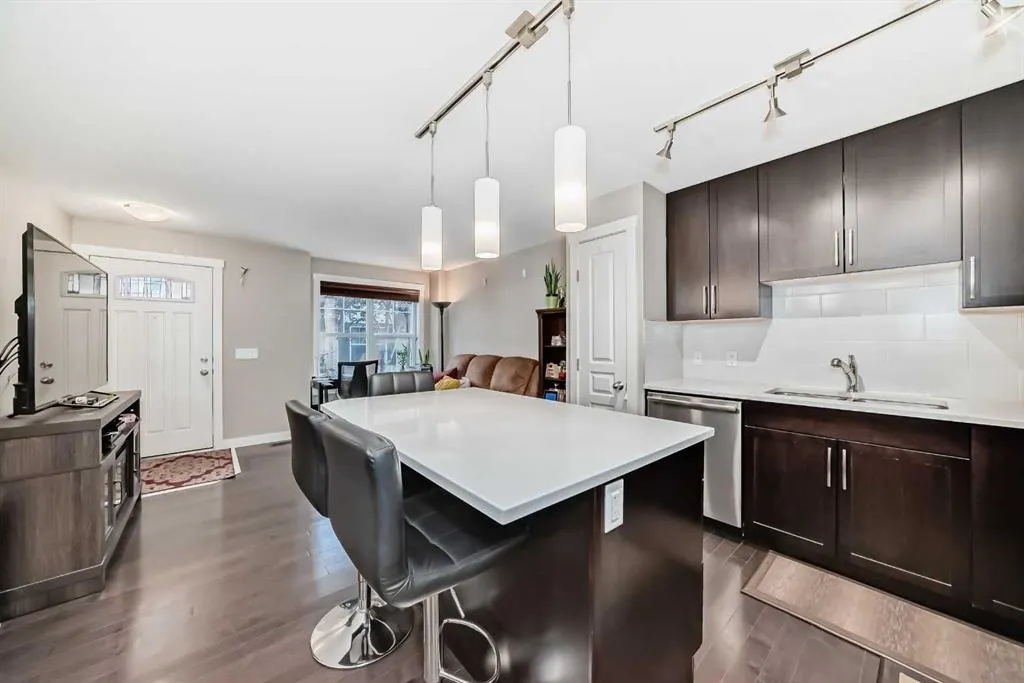 307 Mckenzie Towne Square SE