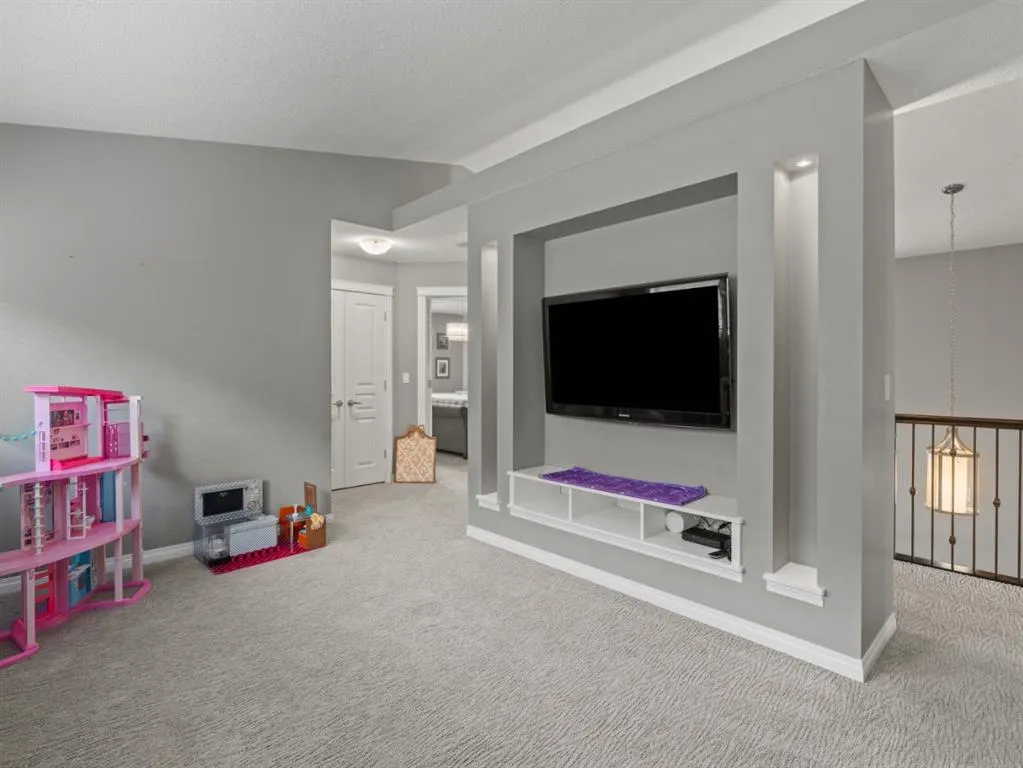72 Cranarch Crescent SE