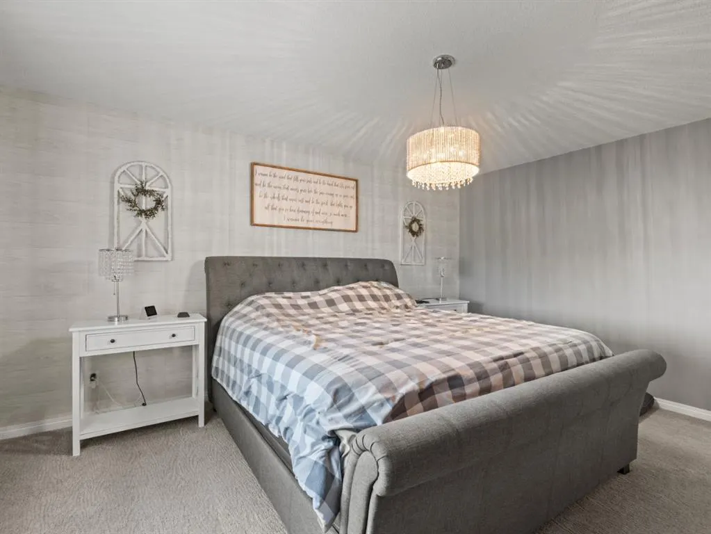 72 Cranarch Crescent SE
