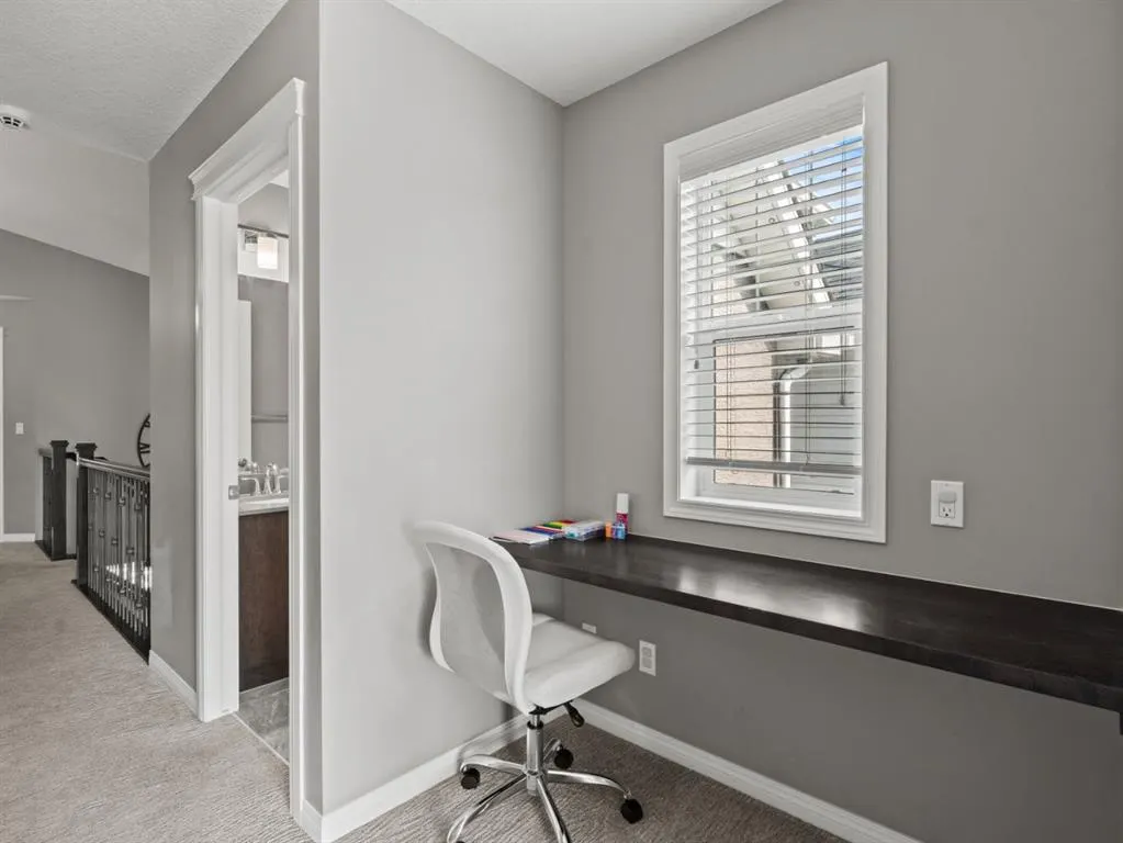 72 Cranarch Crescent SE