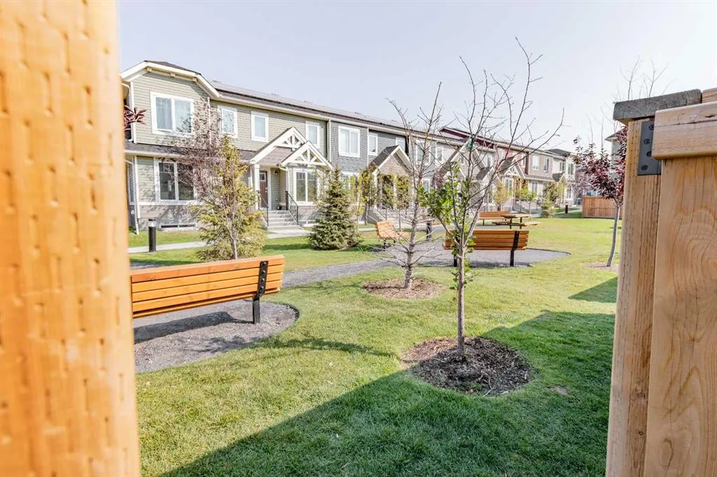 7451 Falconridge Boulevard NE, #1016