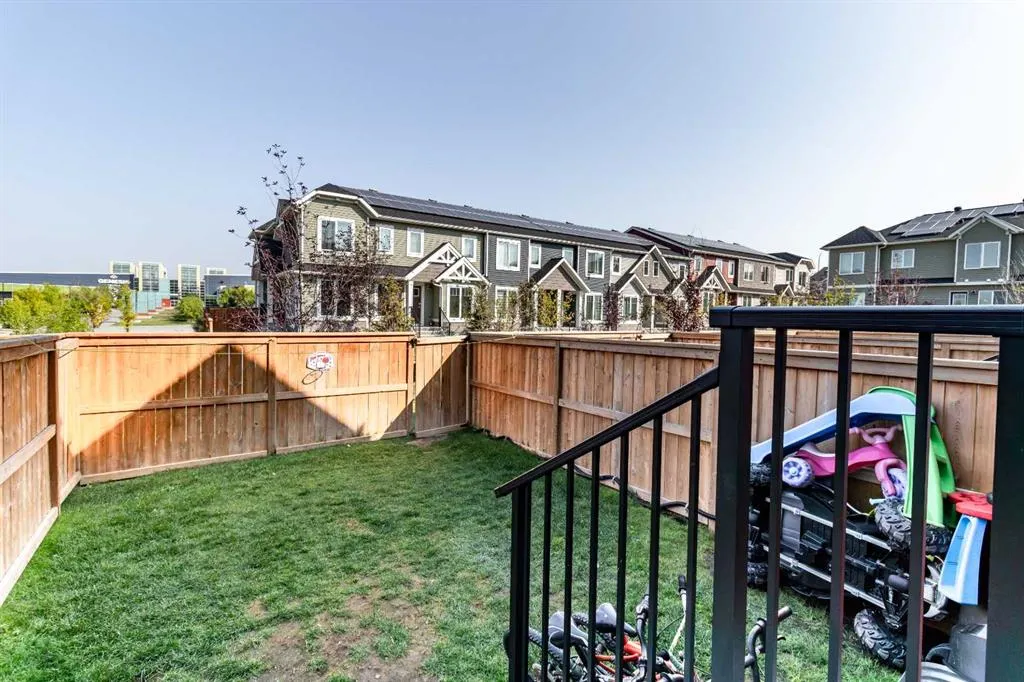 7451 Falconridge Boulevard NE, #1016