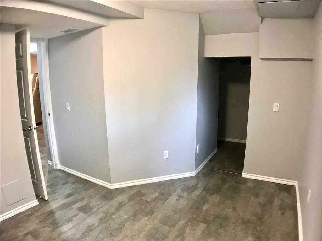 13 Trap Road SW