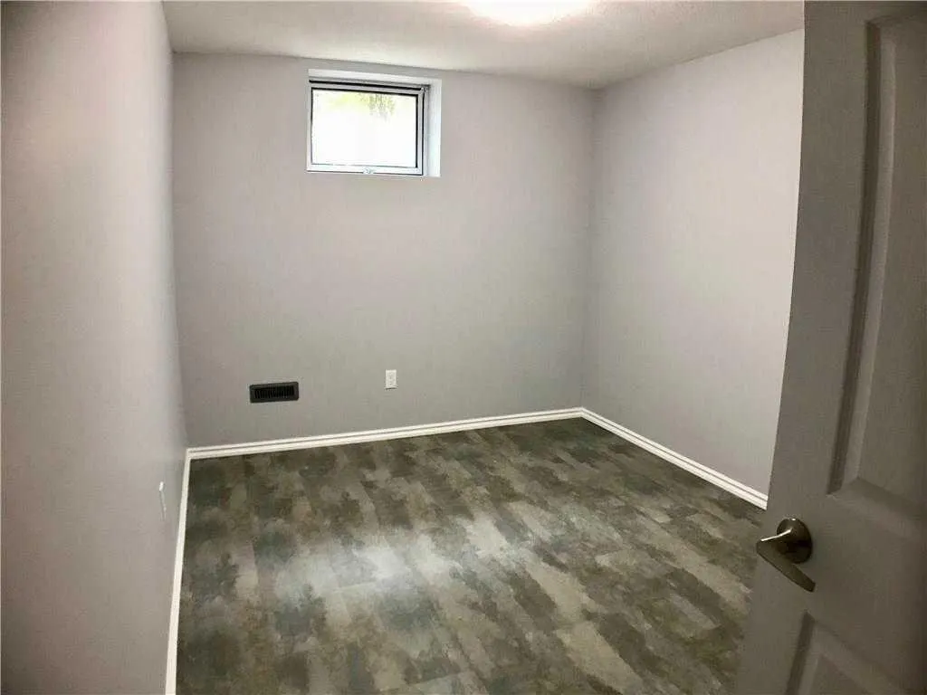 13 Trap Road SW
