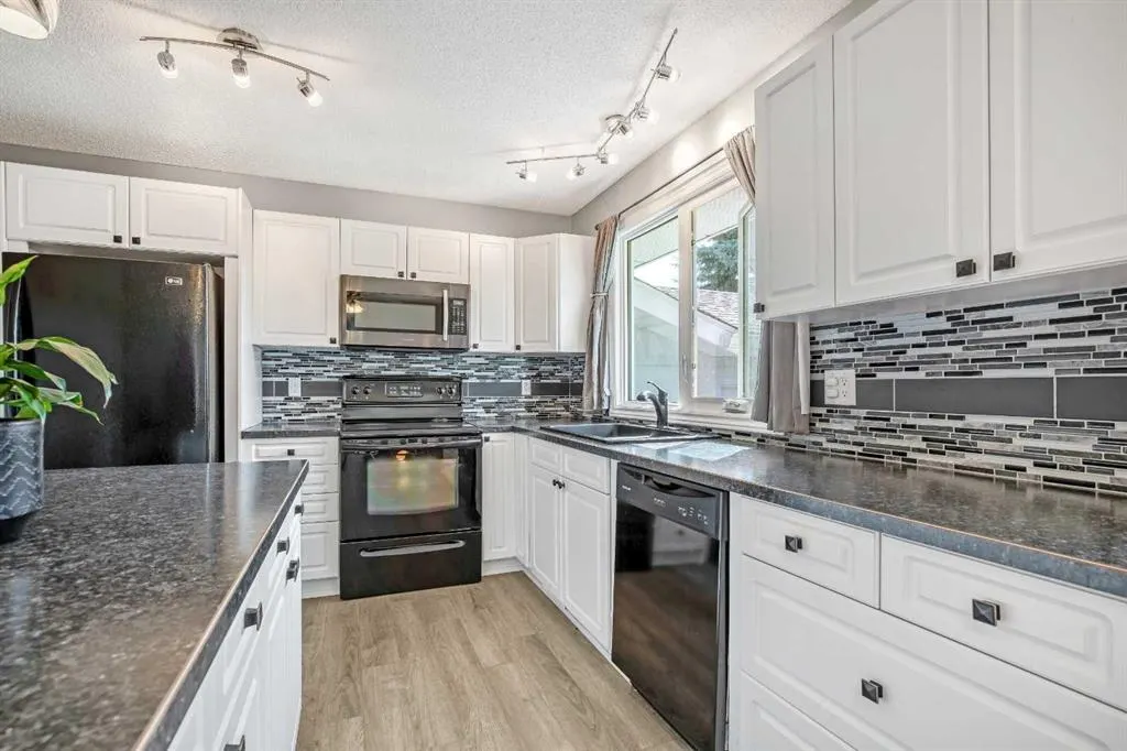 13 Trap Road SW