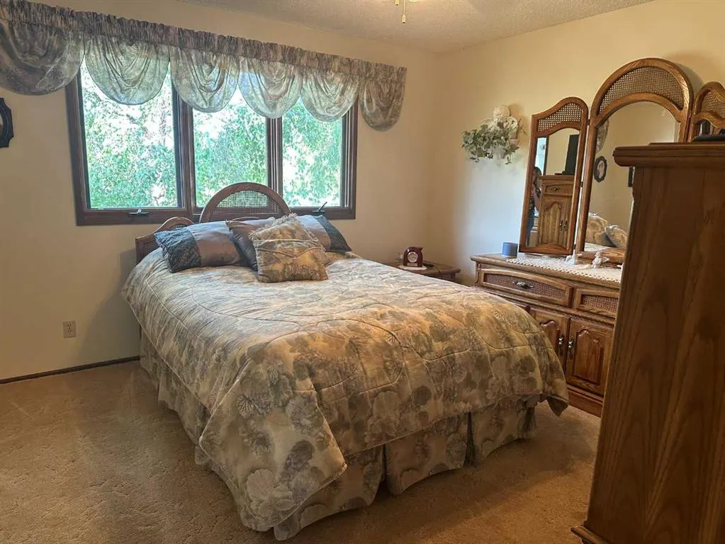 742077 Range Road 64