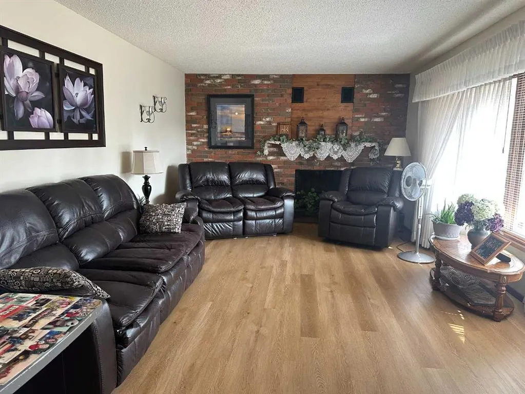742077 Range Road 64