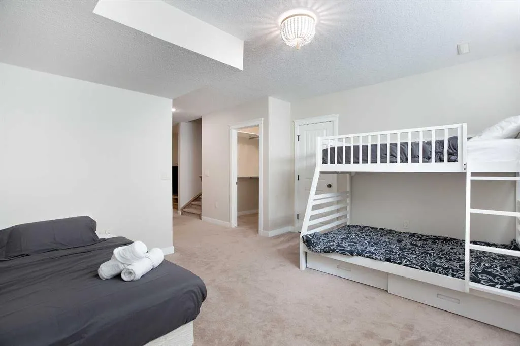 814 Memorial Drive NW, #102