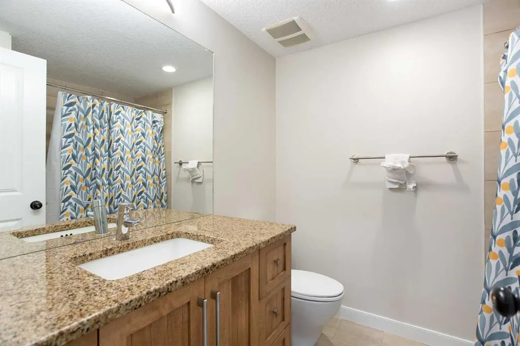 814 Memorial Drive NW, #102