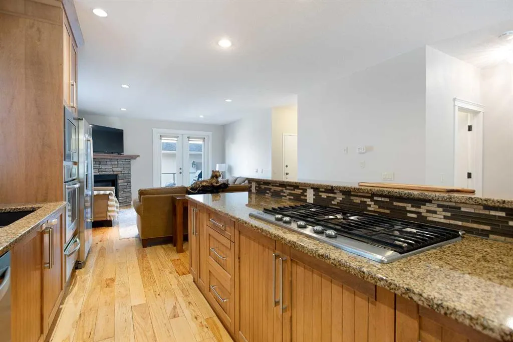 814 Memorial Drive NW, #102