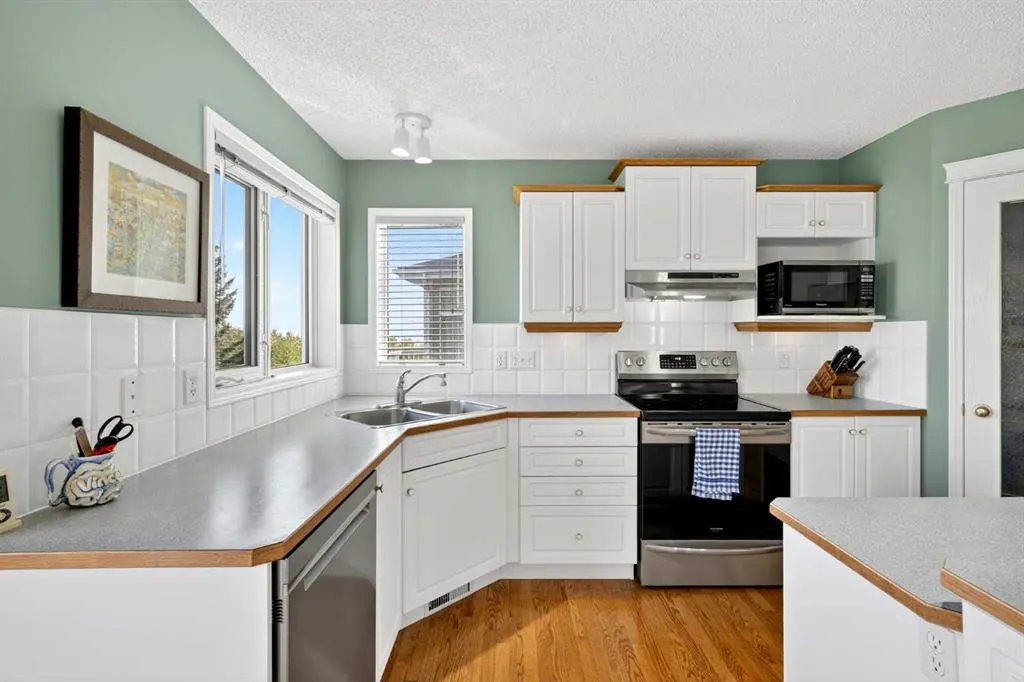 36 Edgebrook Park NW