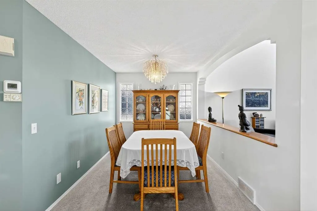 36 Edgebrook Park NW