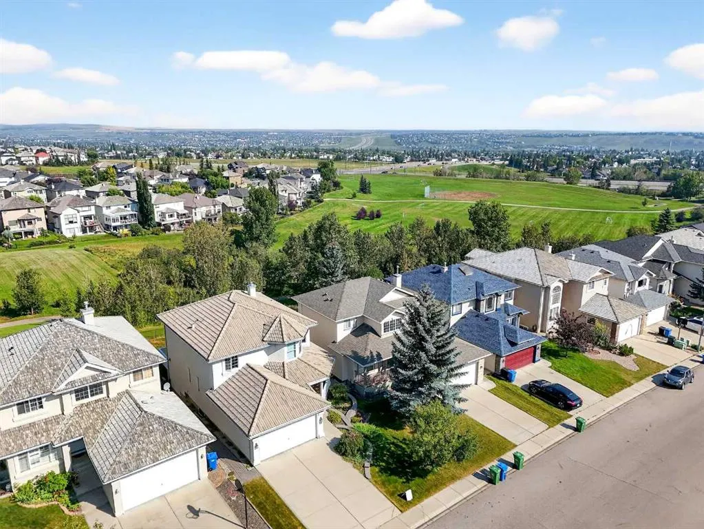 36 Edgebrook Park NW
