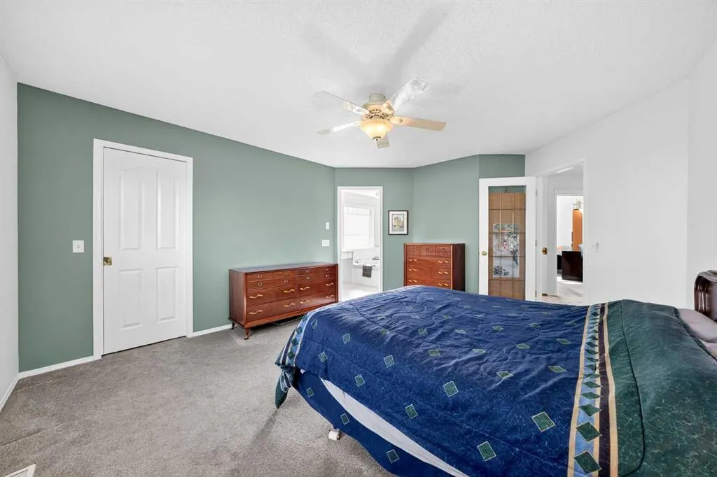 36 Edgebrook Park NW