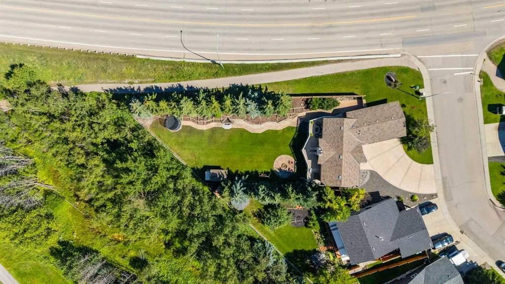 2 Riverside Place