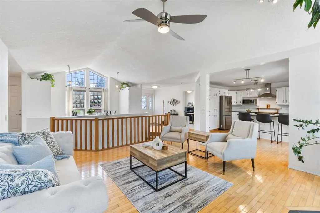 2 Riverside Place