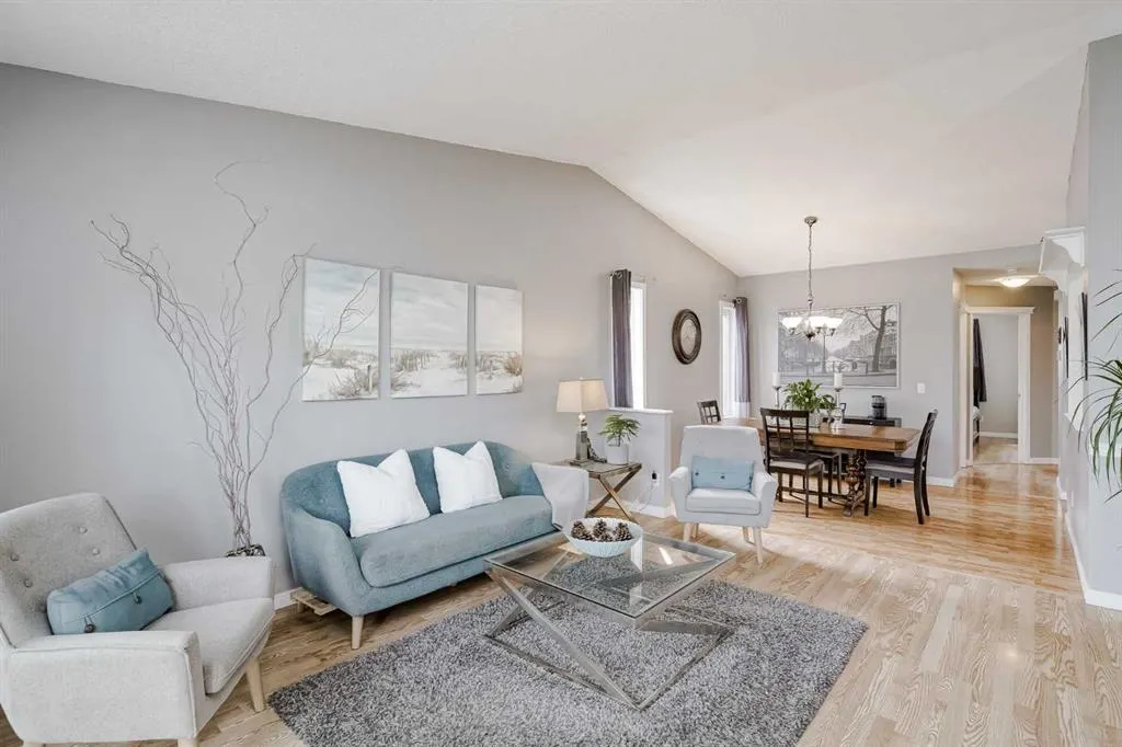 5 Shawinigan Rise SW