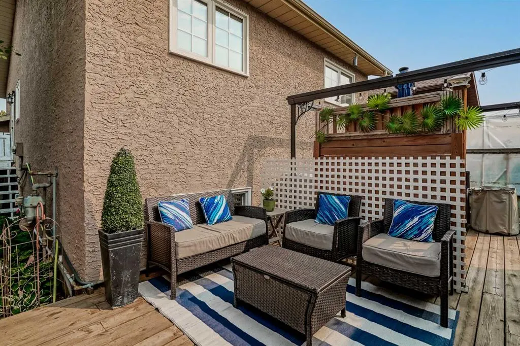 5 Shawinigan Rise SW