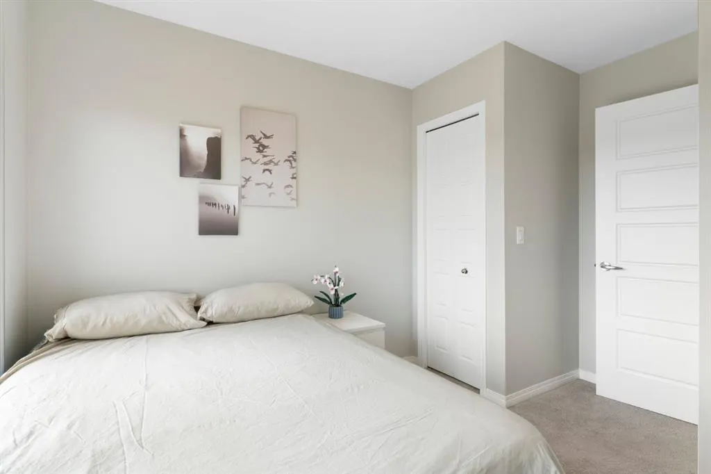 280 Williamstown Close NW, #1901