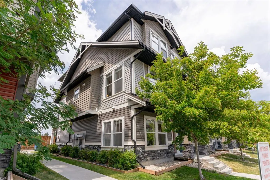 280 Williamstown Close NW, #1901