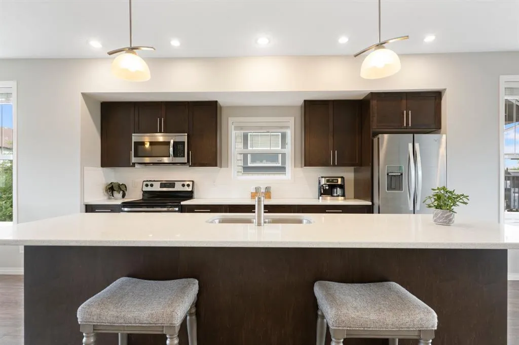 280 Williamstown Close NW, #1901