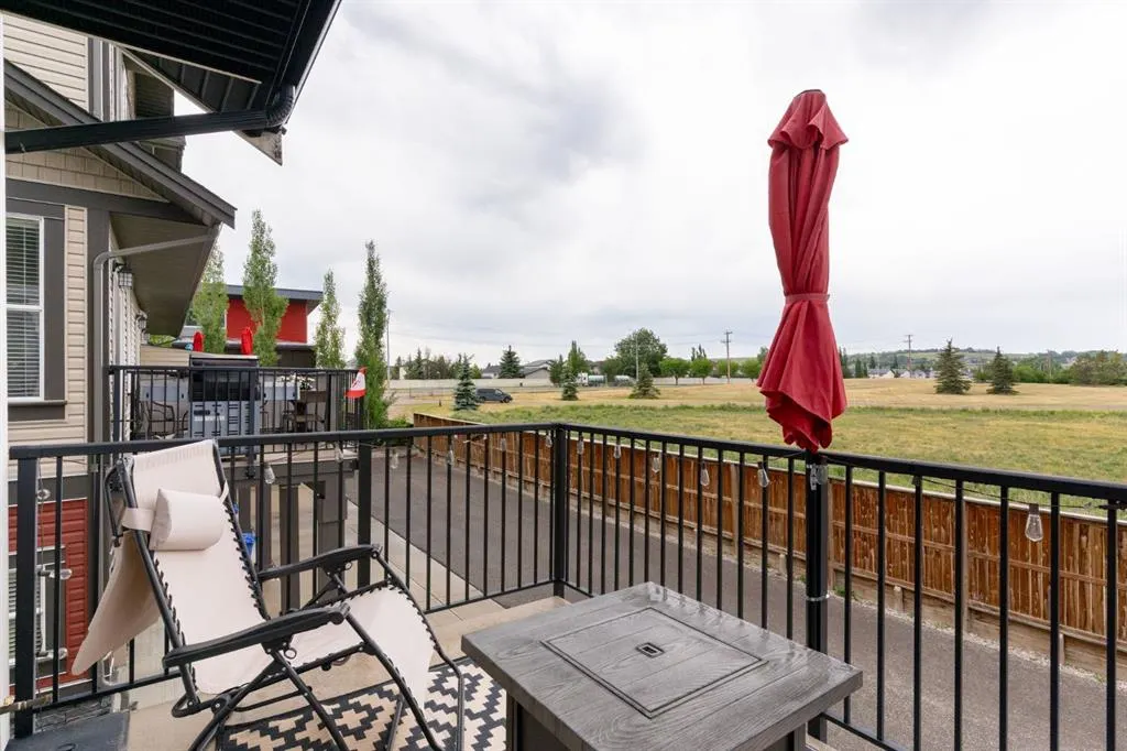 280 Williamstown Close NW, #1901