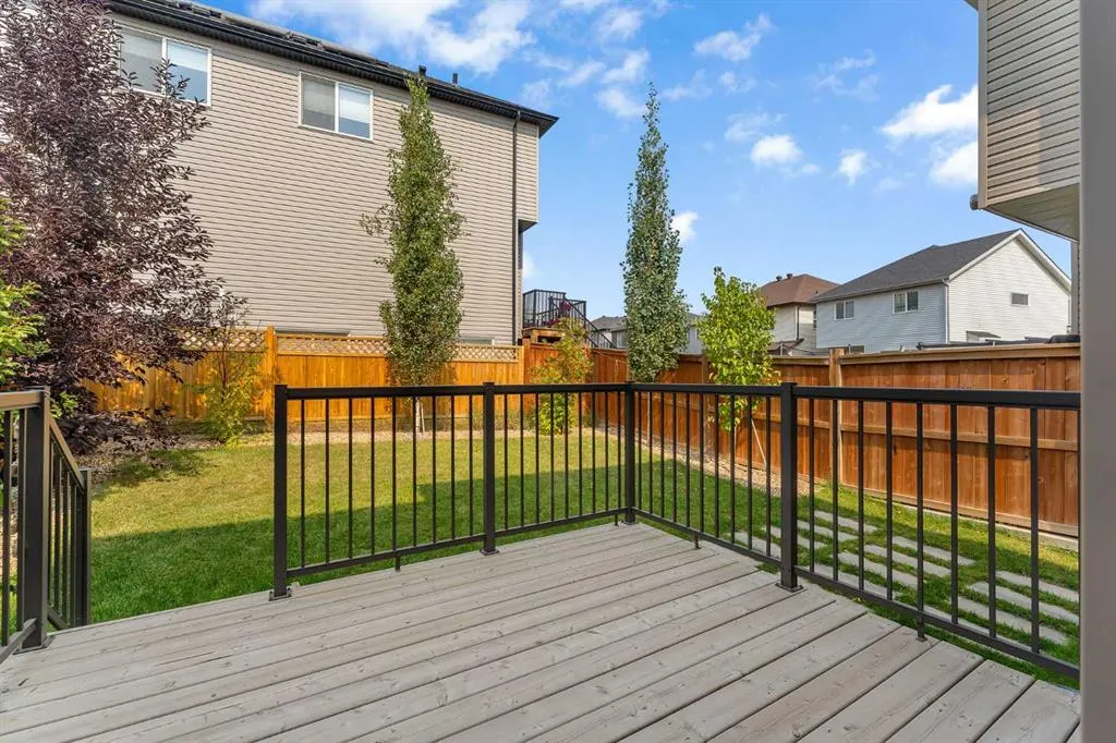 213 Nolanhurst Way NW