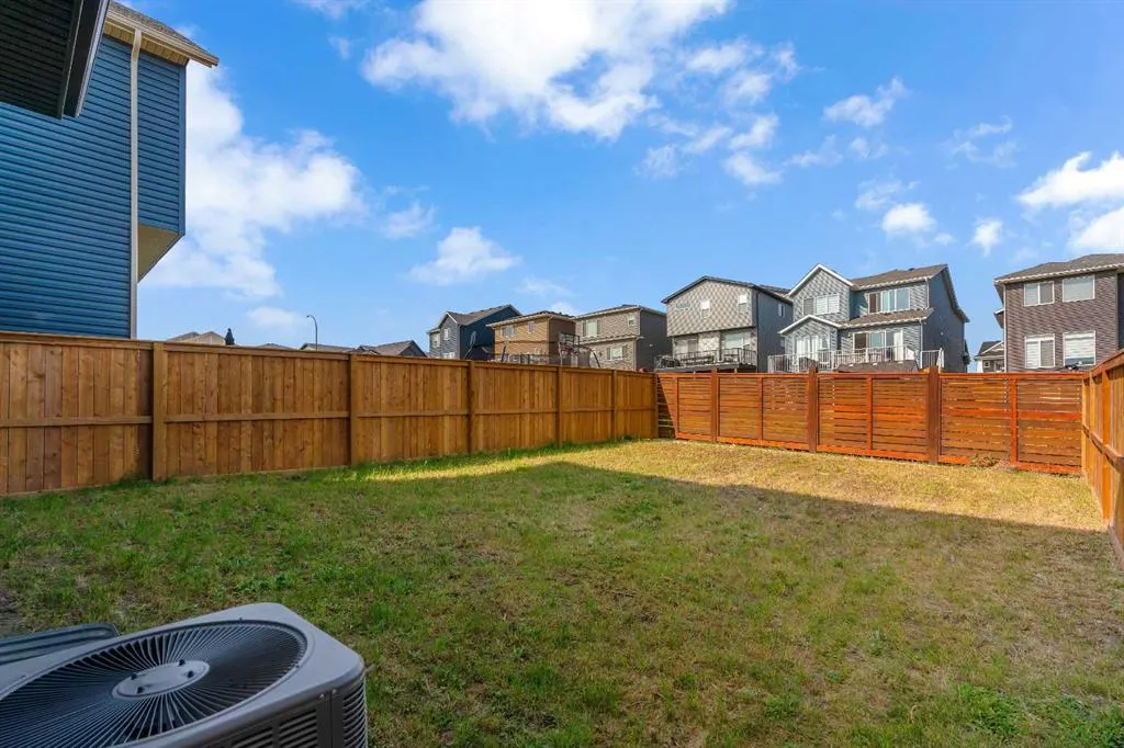 29 Calhoun Crescent NE