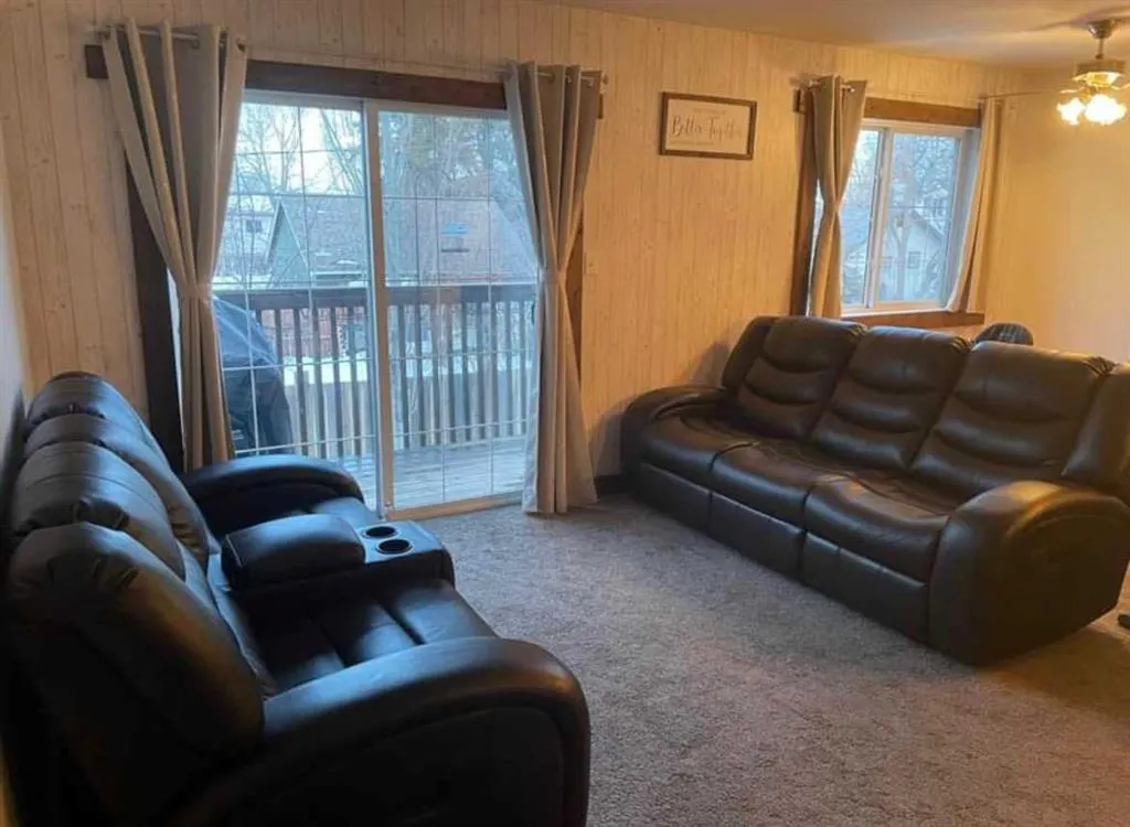 4915 45 Street, #104