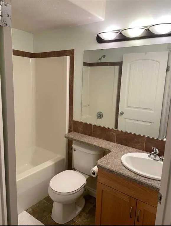 4915 45 Street, #104
