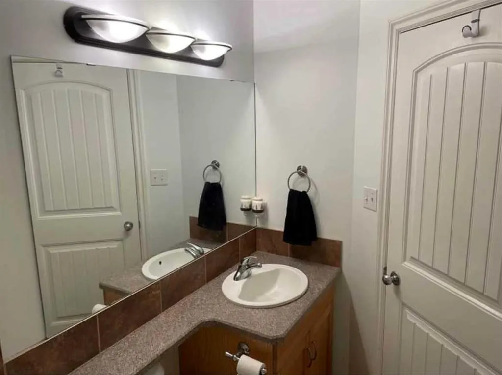 4915 45 Street, #104