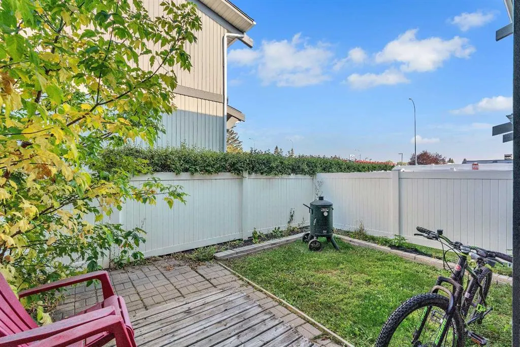120 Silvercreek Close NW, #810