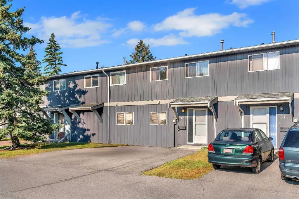 120 Silvercreek Close NW, #810
