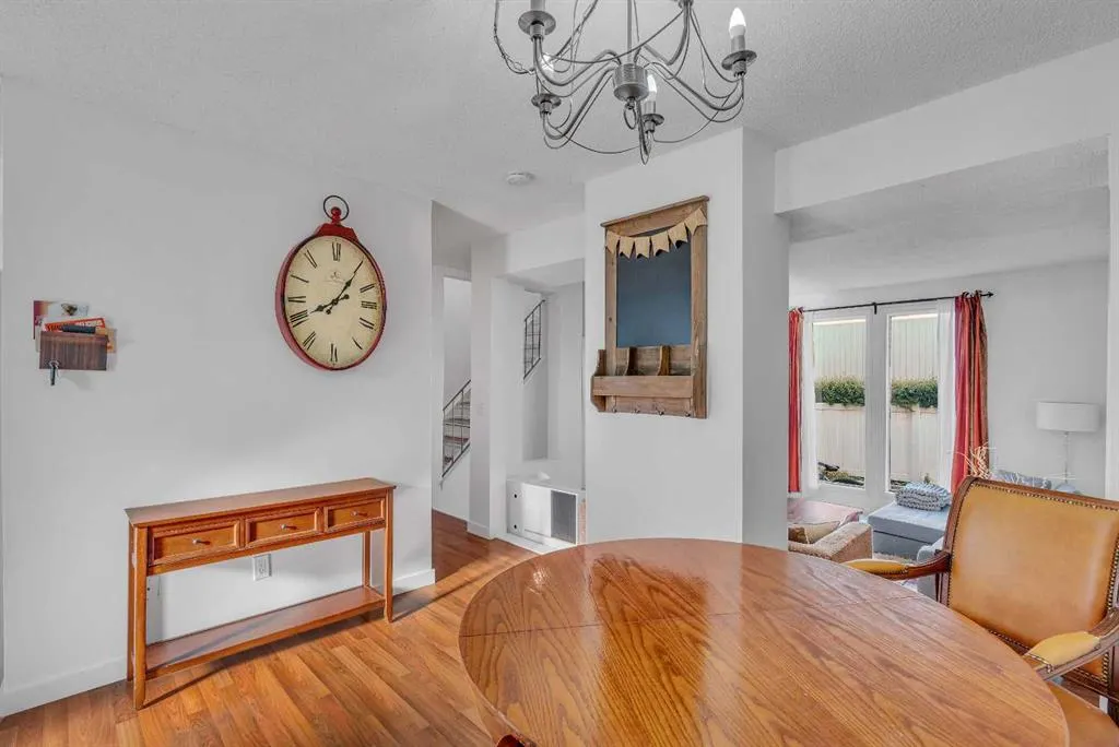 120 Silvercreek Close NW, #810