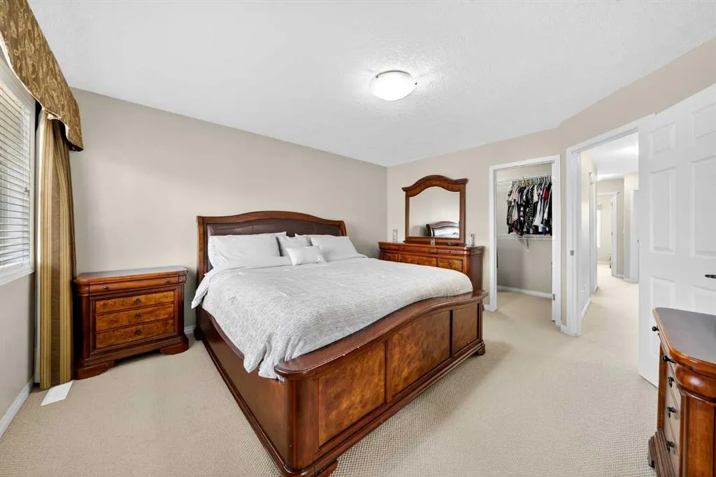 64 Panatella Manor NW