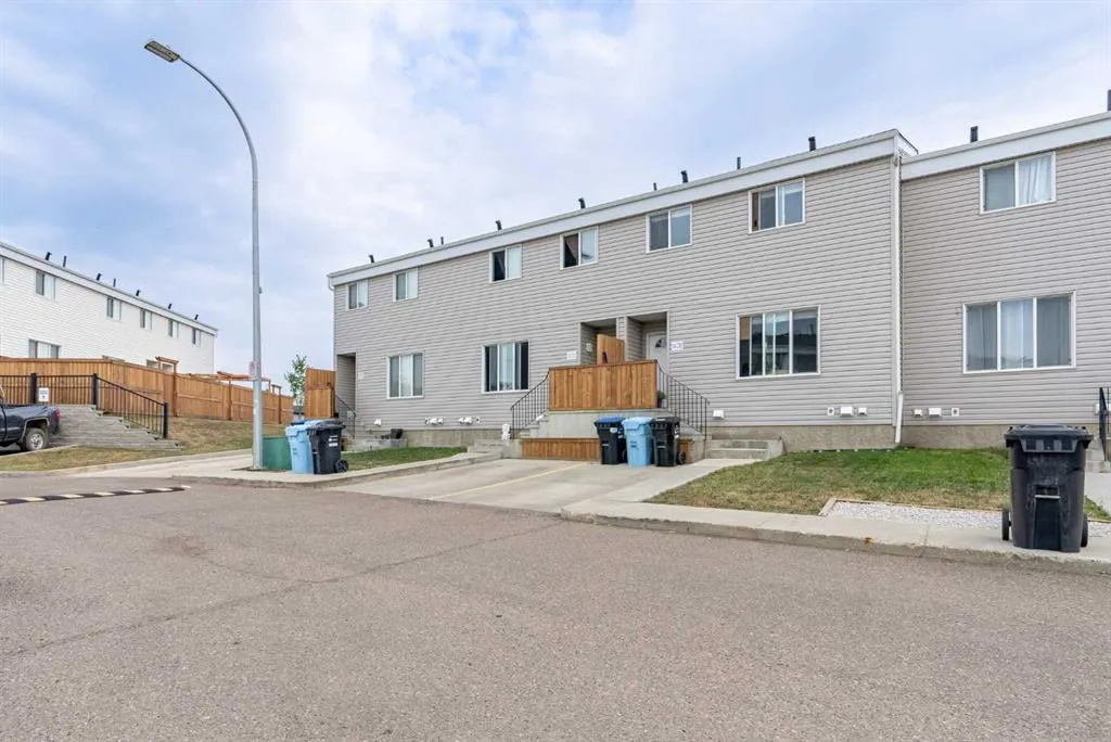 711 Beacon Hill Drive Drive, #14