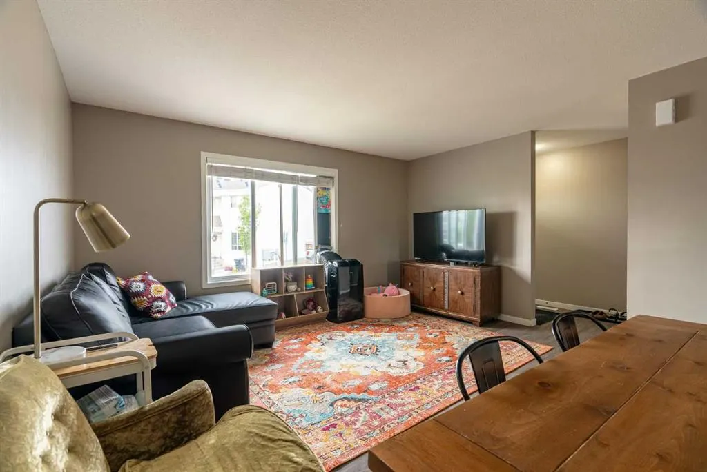 711 Beacon Hill Drive Drive, #14