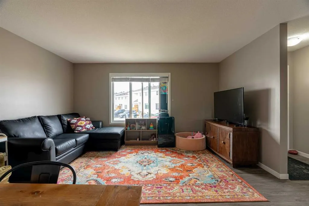 711 Beacon Hill Drive Drive, #14
