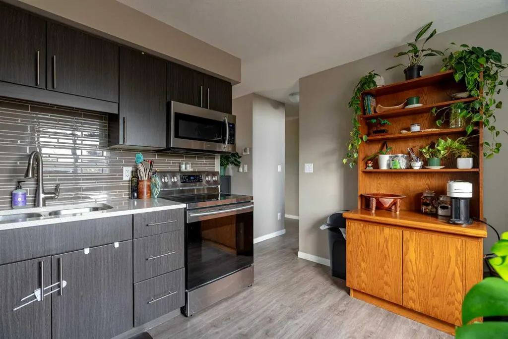 711 Beacon Hill Drive Drive, #14