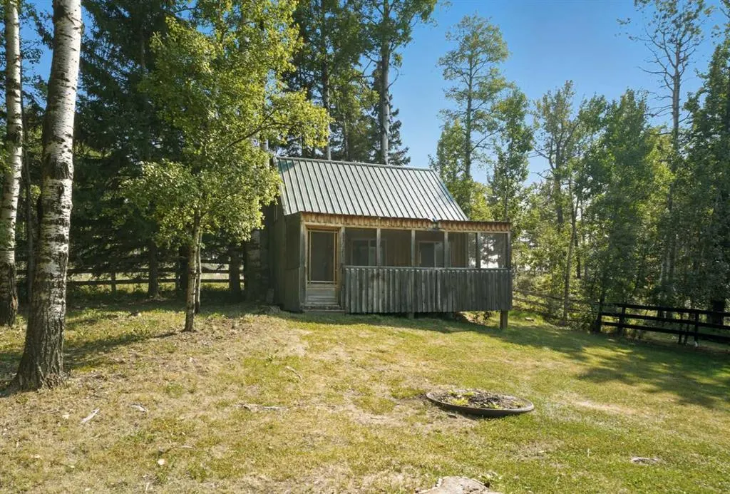 390050 RANGE ROAD 8-4